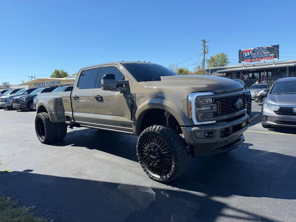 Ford F-450 SD Platinum Crew Cab DRW 4WD 2026