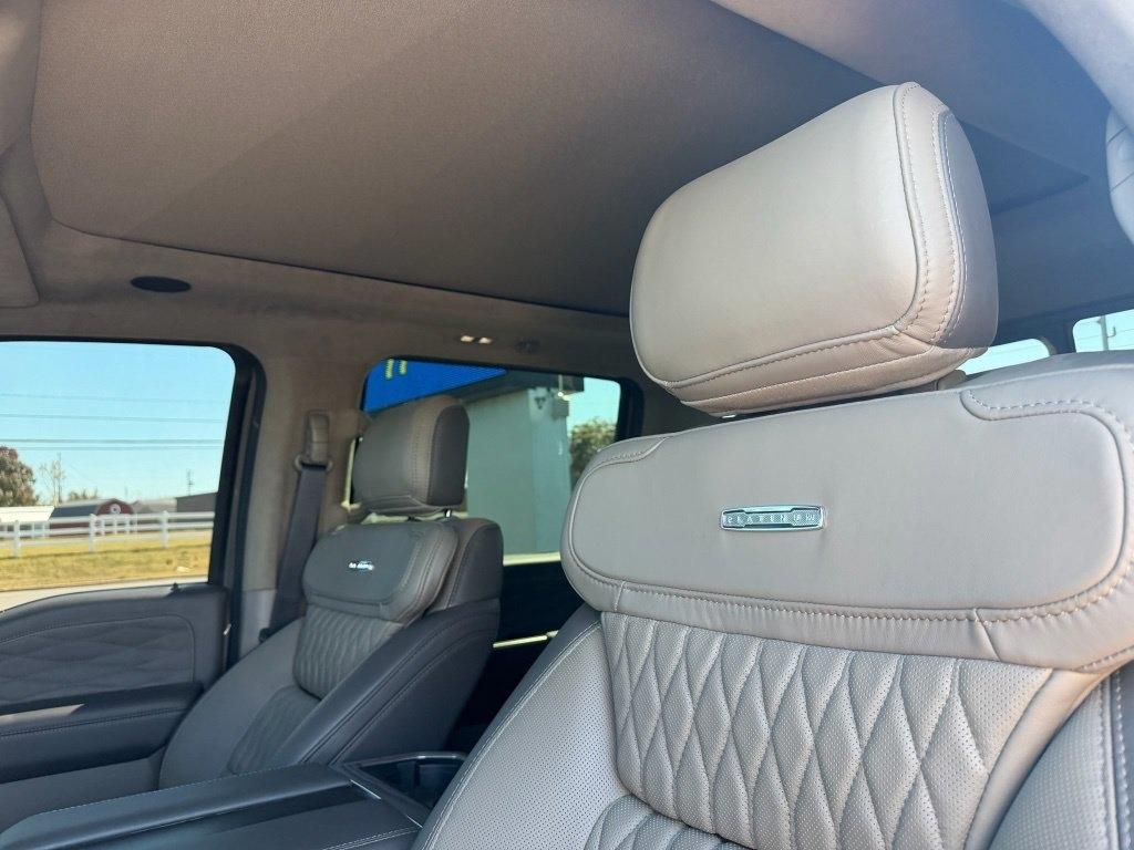 Ford F-450 SD Platinum Crew Cab DRW 4WD 2026