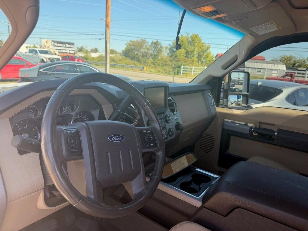 Ford F-250 SD Lariat Crew Cab 4WD 2013