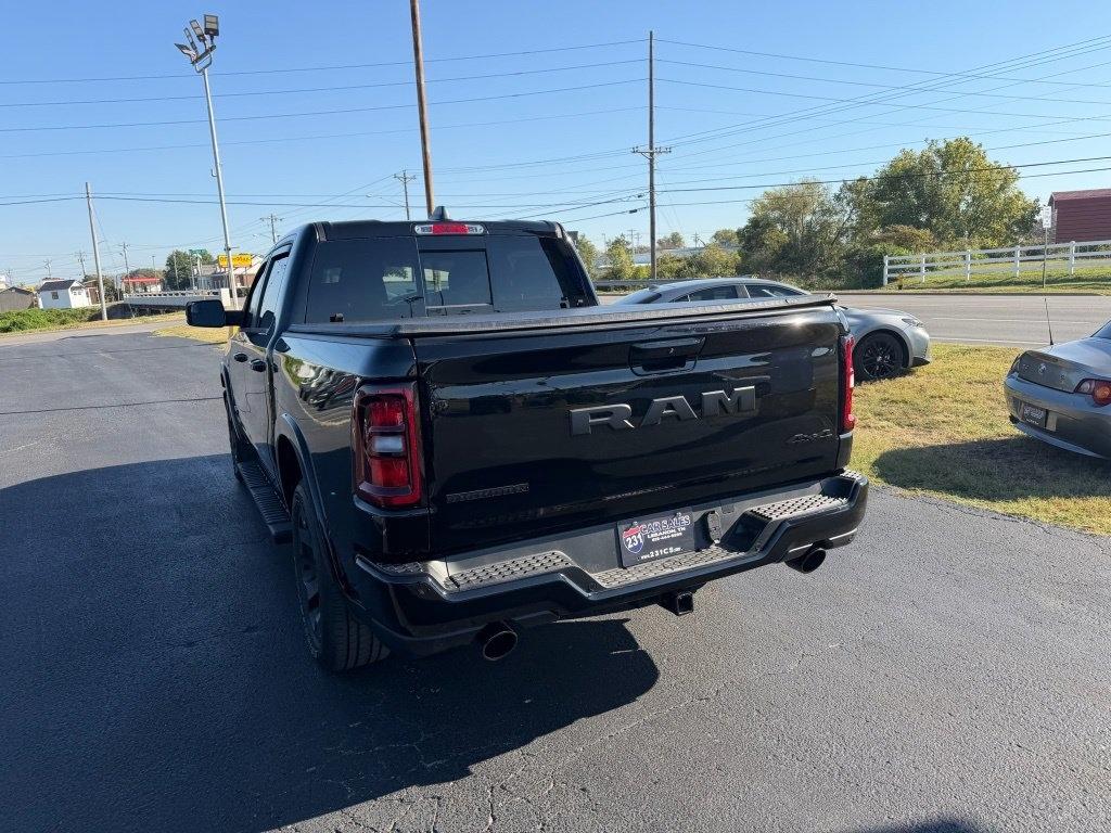 RAM 1500 Big Horn Crew Cab 4WD 2026