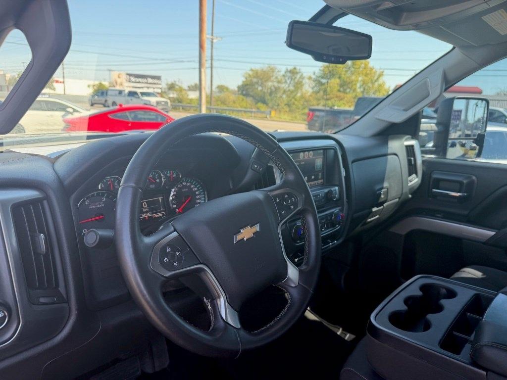 Chevrolet Silverado 2500HD LT Crew Cab 4WD 2015