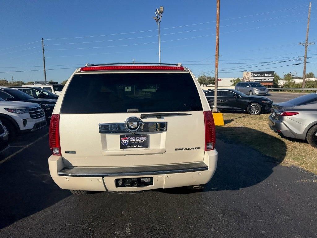 Cadillac Escalade AWD Luxury 2012