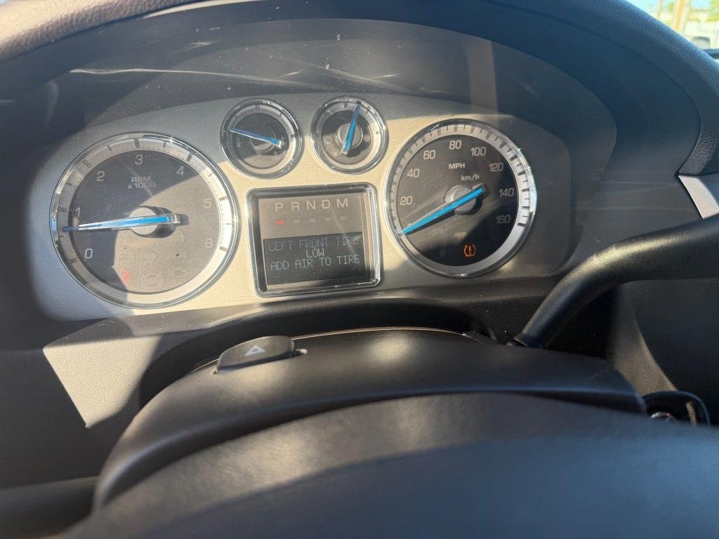 Cadillac Escalade AWD Luxury 2012