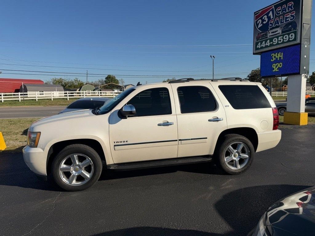 Chevrolet Tahoe LTZ 2WD 2011