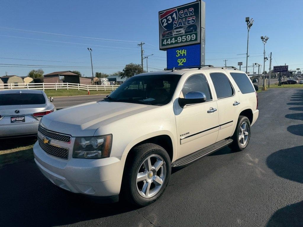 Chevrolet Tahoe LTZ 2WD 2011