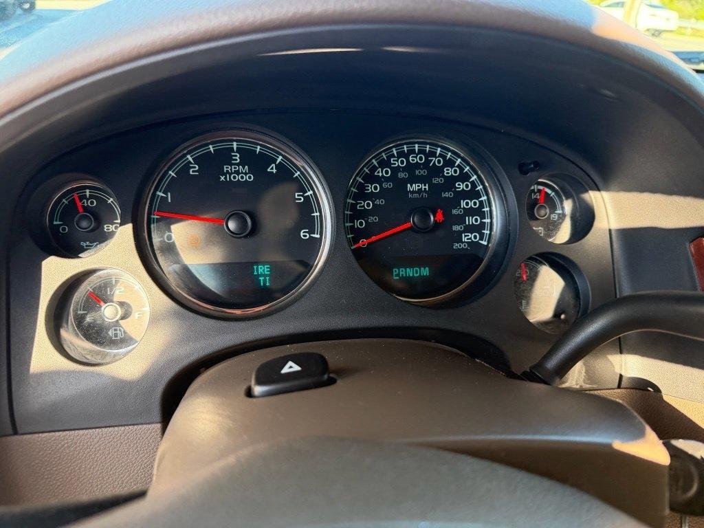 Chevrolet Tahoe LTZ 2WD 2011