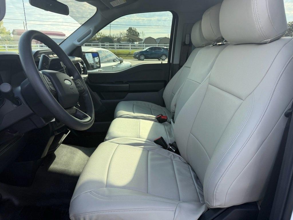 Ford F-150 XL 2WD 2024