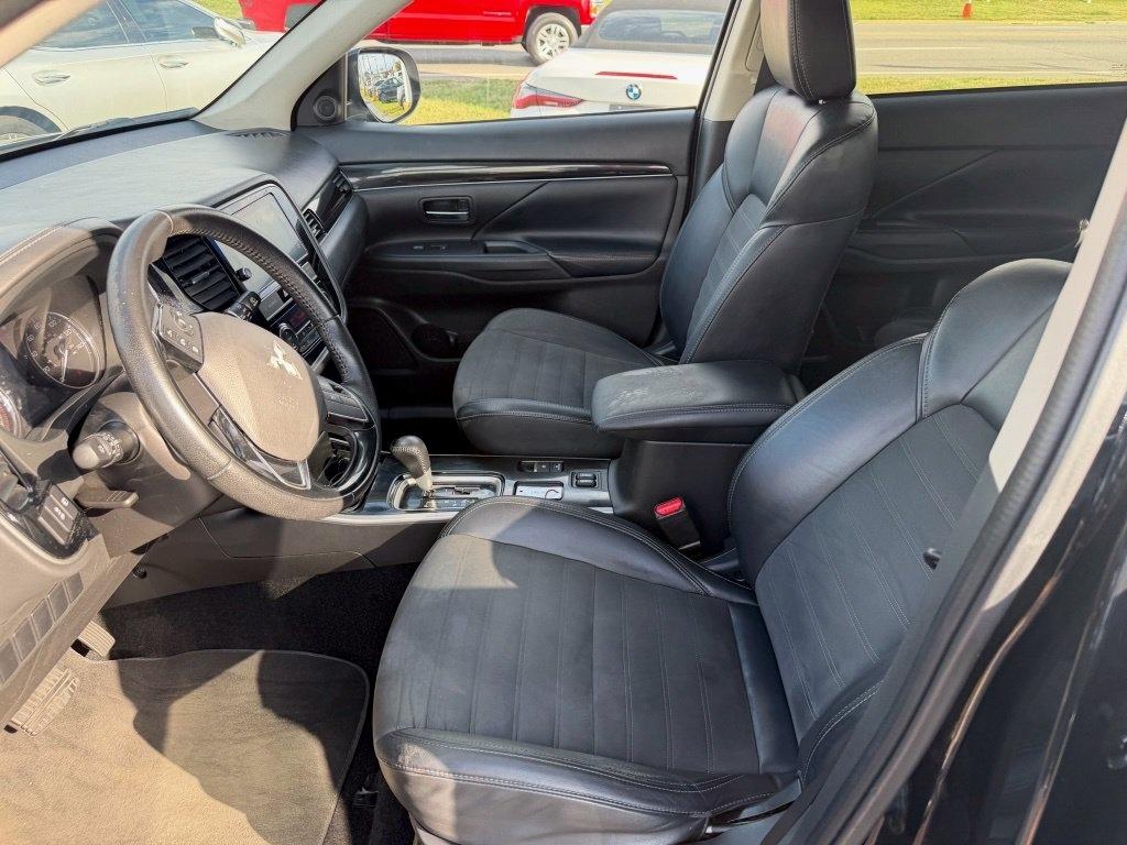 Mitsubishi Outlander SE 2WD 2019
