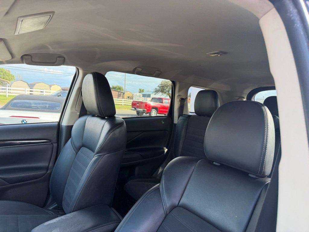 Mitsubishi Outlander SE 2WD 2019