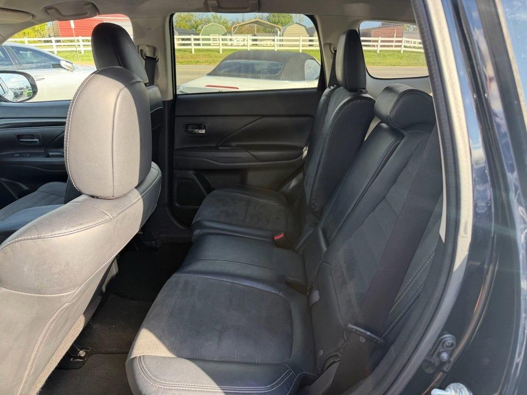 Mitsubishi Outlander SE 2WD 2019