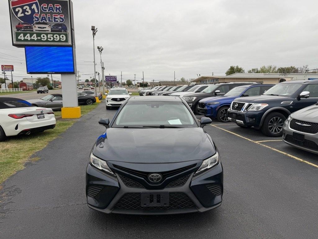 Toyota Camry SE 2018