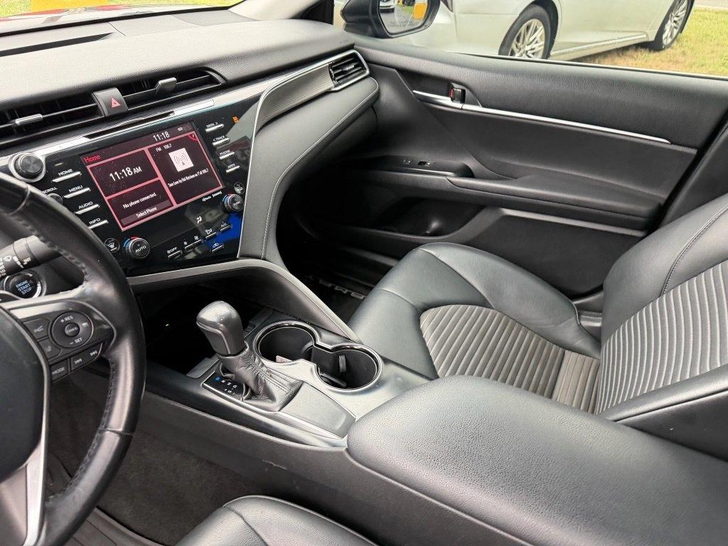 Toyota Camry SE 2018