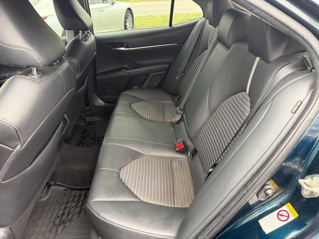 Toyota Camry SE 2018