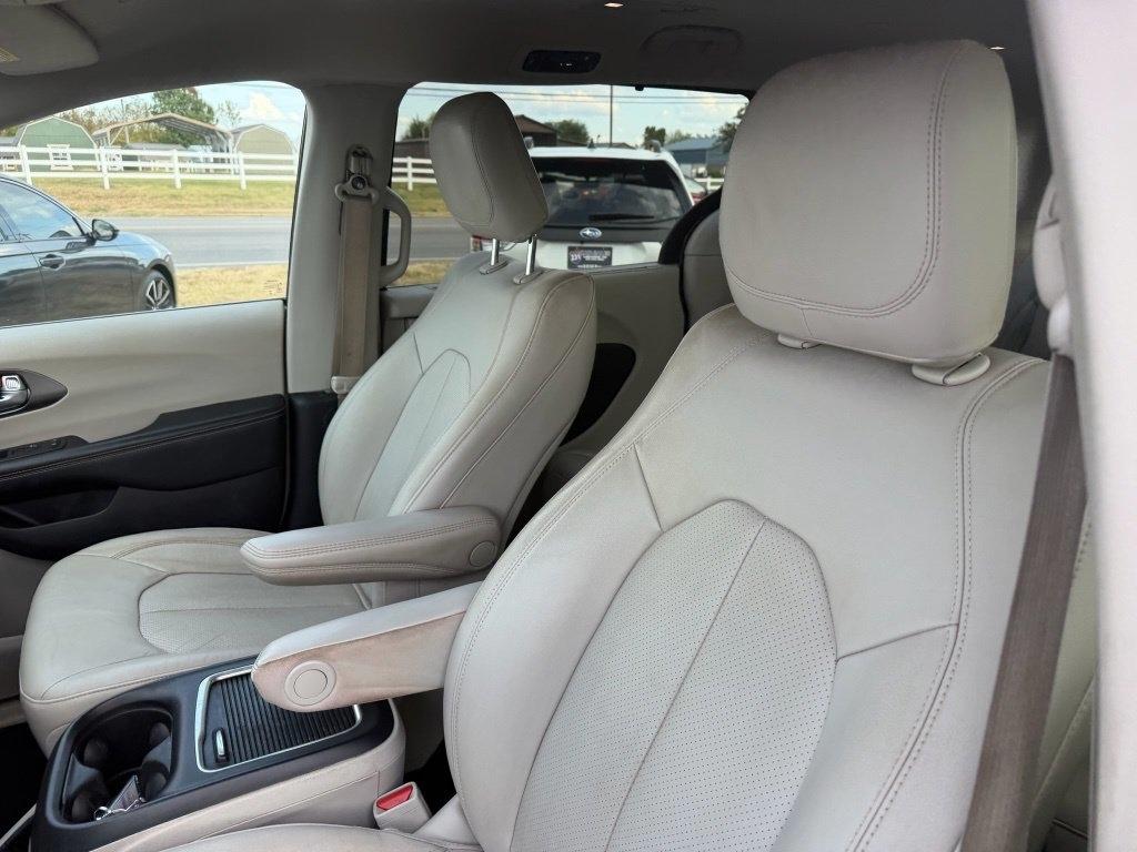 Chrysler Pacifica Touring-L 2021