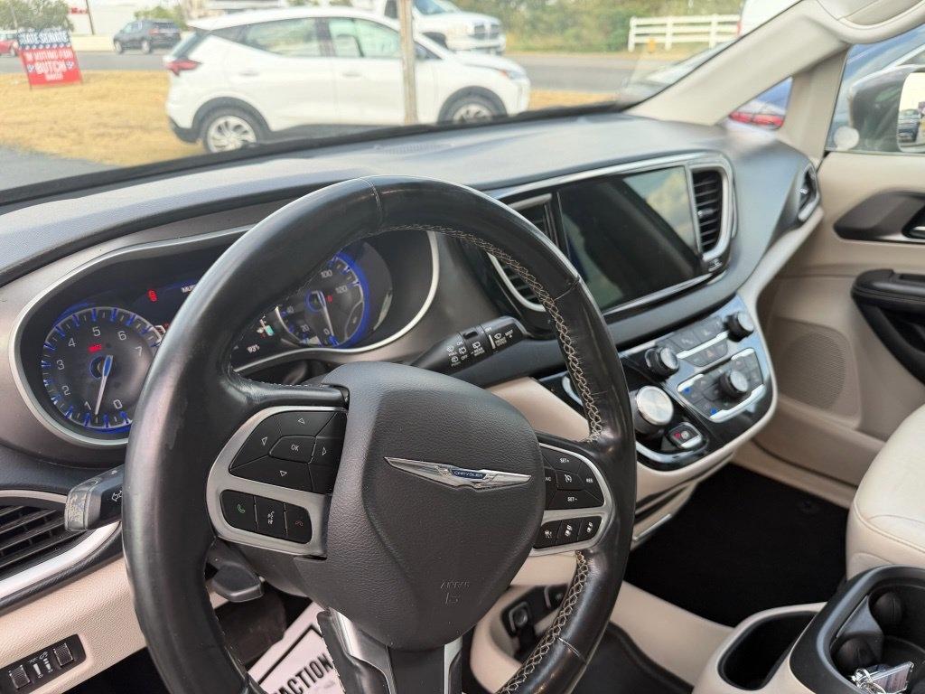 Chrysler Pacifica Touring-L 2021
