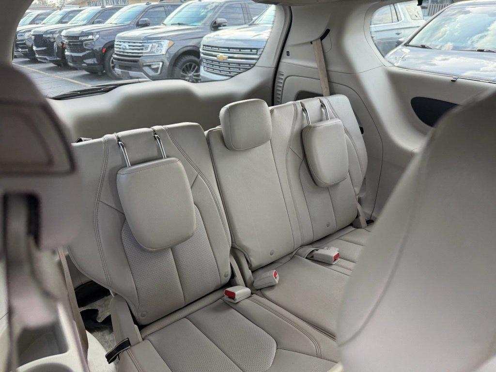 Chrysler Pacifica Touring-L 2021