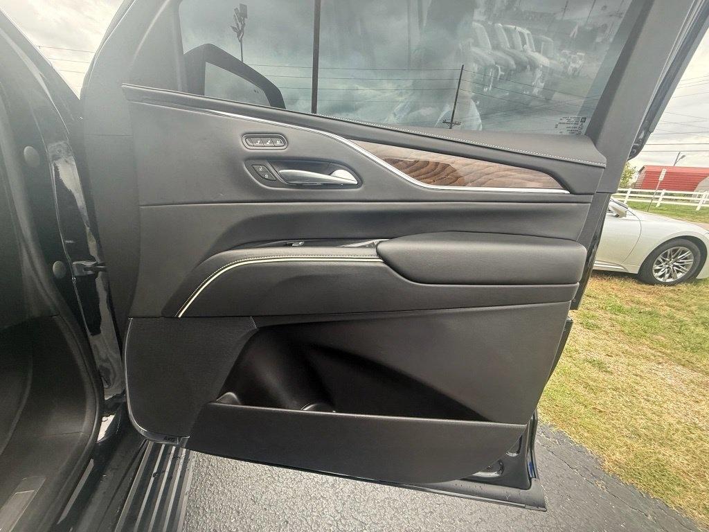 Cadillac Escalade Sport Platinum AWD 2023