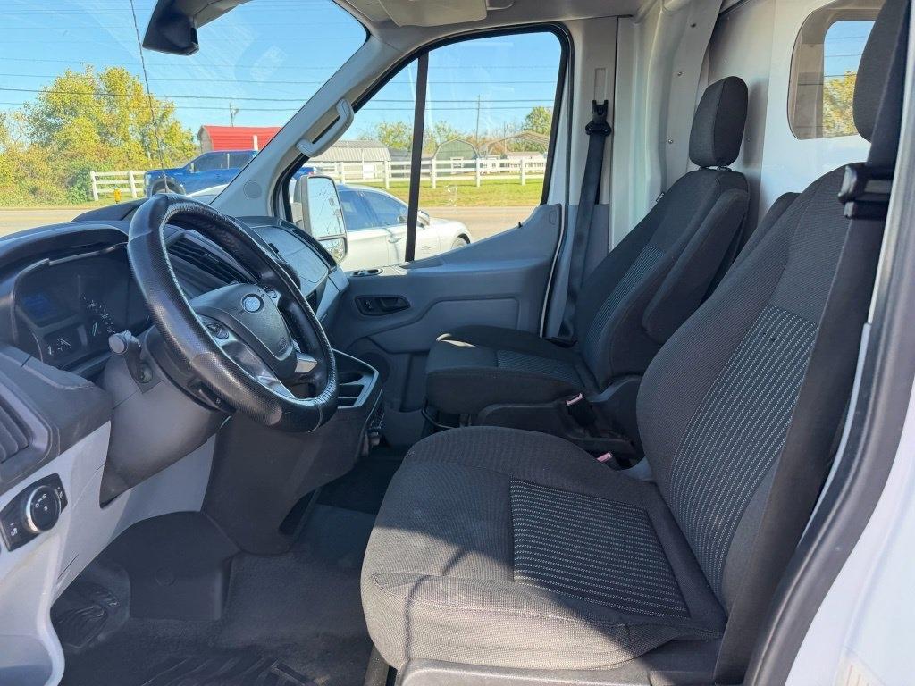 Ford Transit T-250 2016