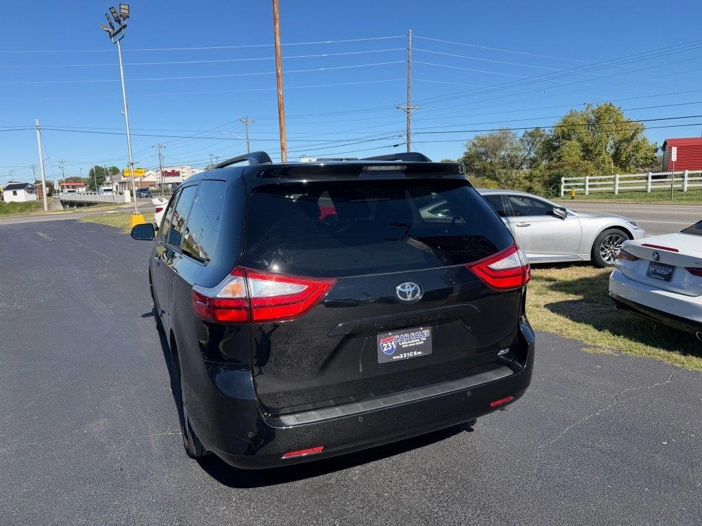 Toyota Sienna Limited FWD 7-Passsenger V6 2016