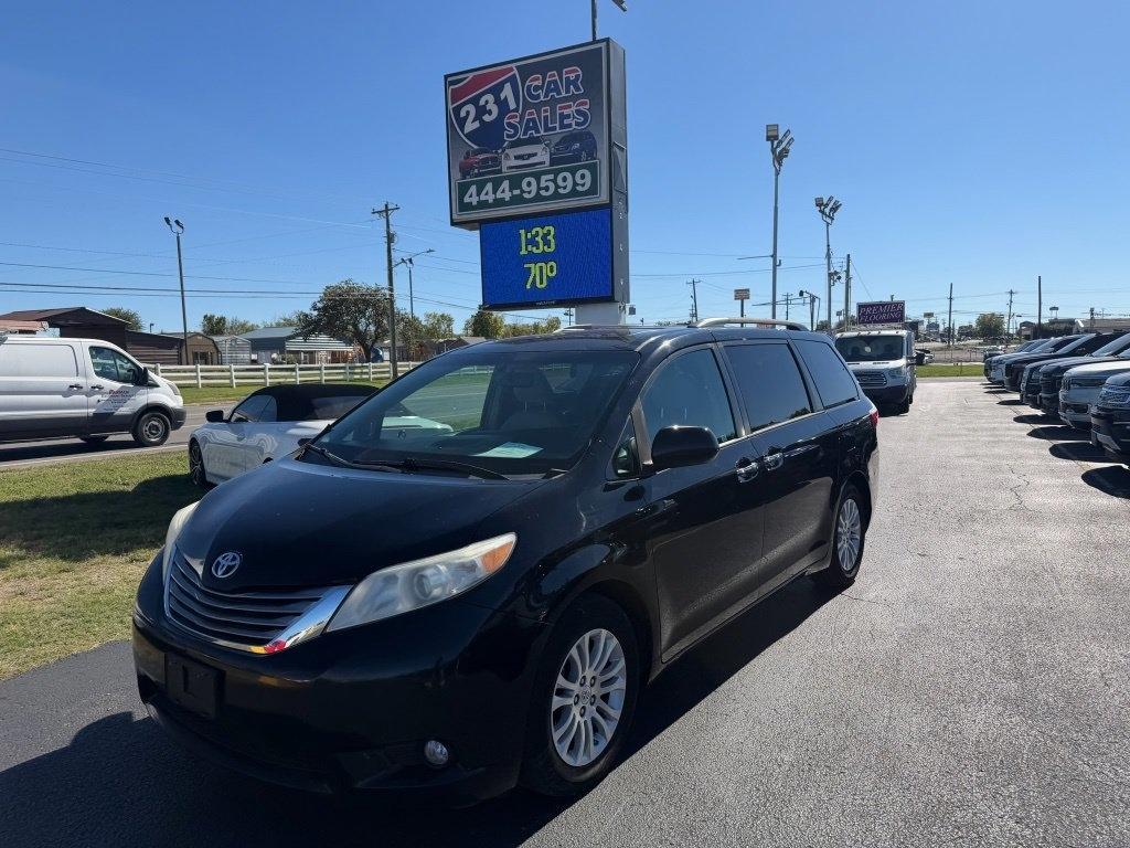 Toyota Sienna Limited FWD 7-Passsenger V6 2016