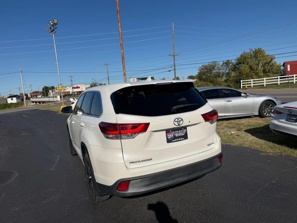 Toyota Highlander LE Plus AWD V6 2017