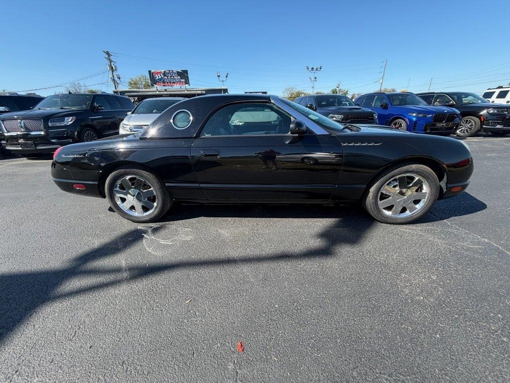 Ford Thunderbird Deluxe 2002