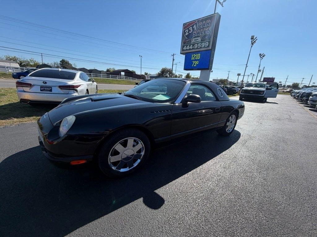 Ford Thunderbird Deluxe 2002