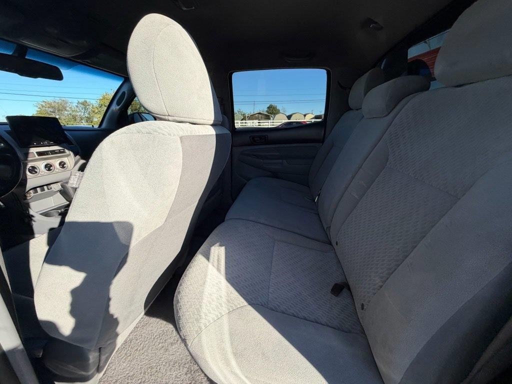 Toyota Tacoma PreRunner Double Cab V6 Auto 2WD 2011