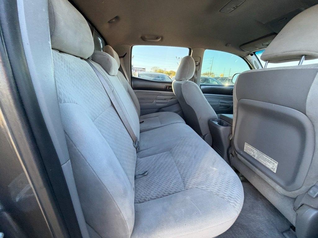 Toyota Tacoma PreRunner Double Cab V6 Auto 2WD 2011
