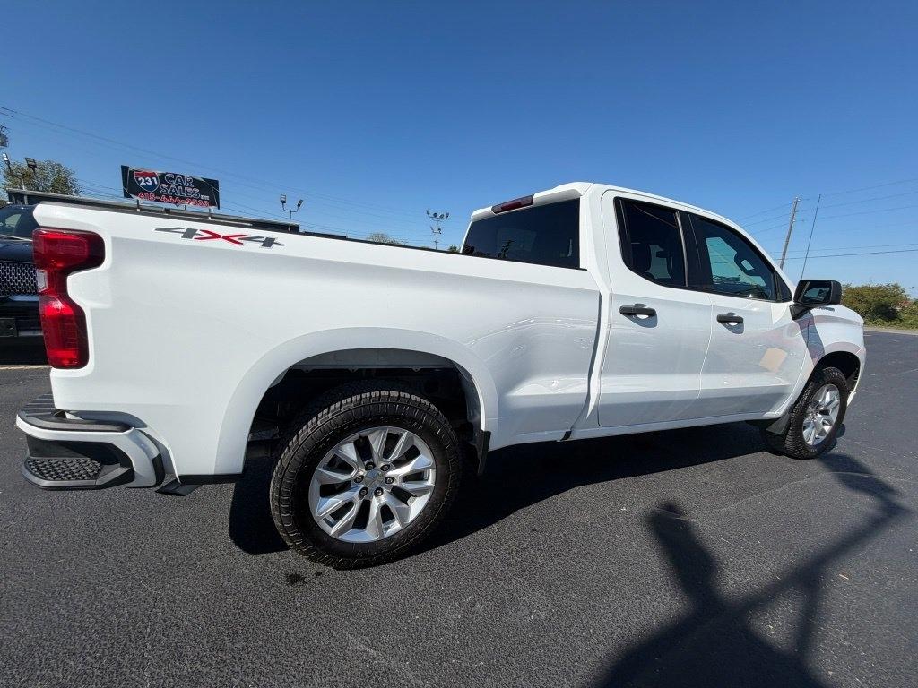 Chevrolet Silverado 1500 Custom Double Cab 4WD 2023