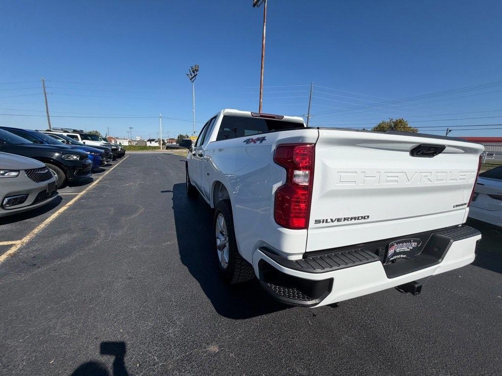 Chevrolet Silverado 1500 Custom Double Cab 4WD 2023