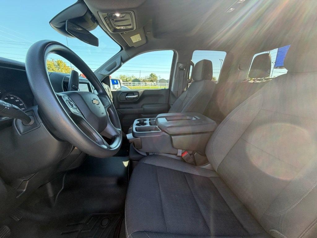 Chevrolet Silverado 1500 Custom Double Cab 4WD 2023