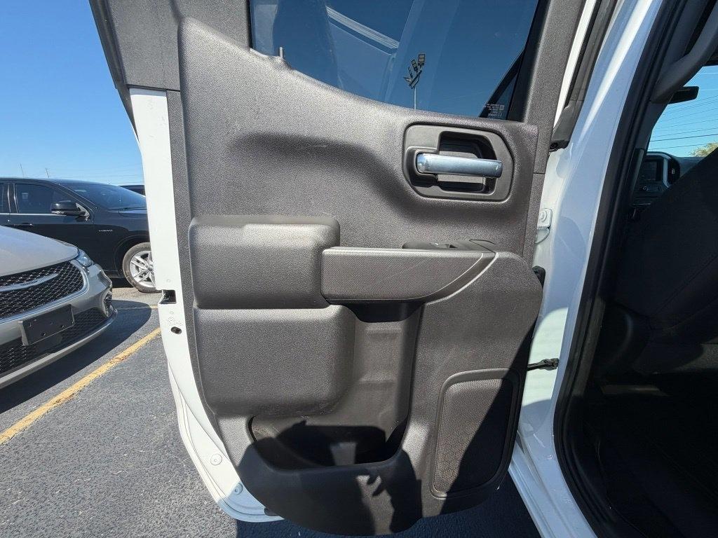 Chevrolet Silverado 1500 Custom Double Cab 4WD 2023