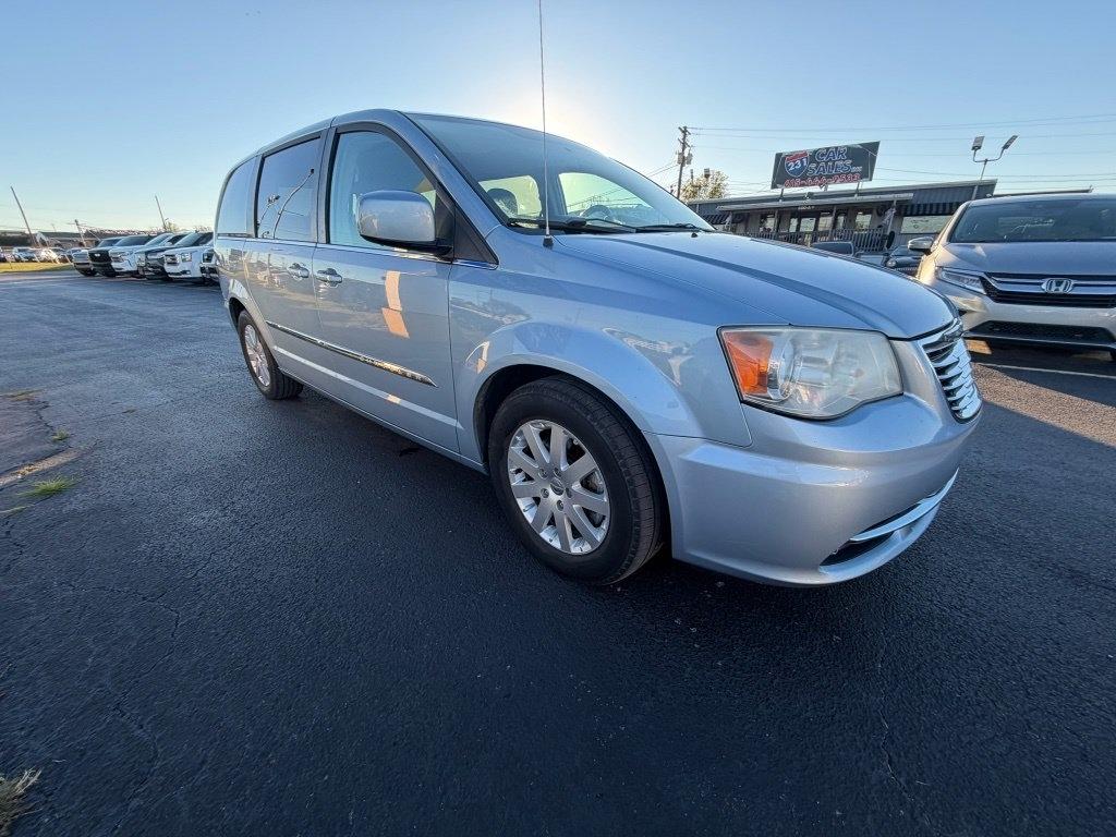 2013 Chrysler Town & Country Touring