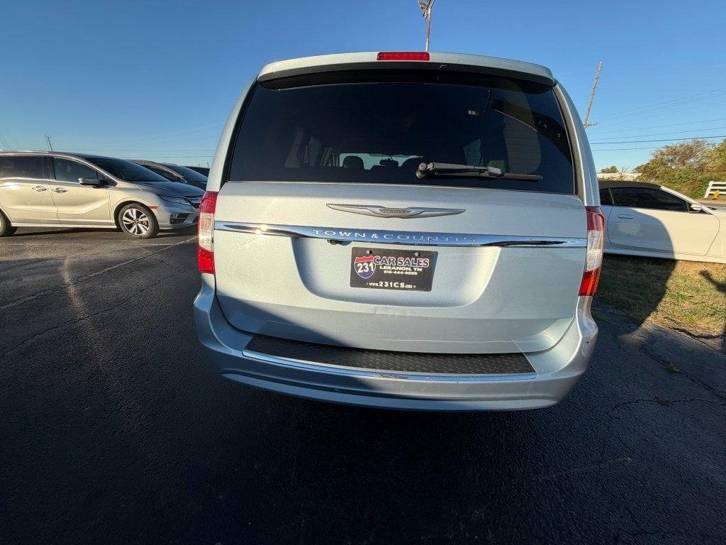 Chrysler Town & Country Touring 2013