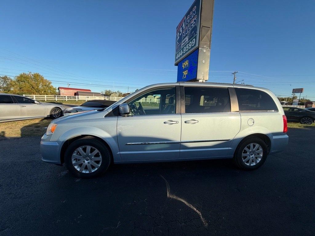 Chrysler Town & Country Touring 2013