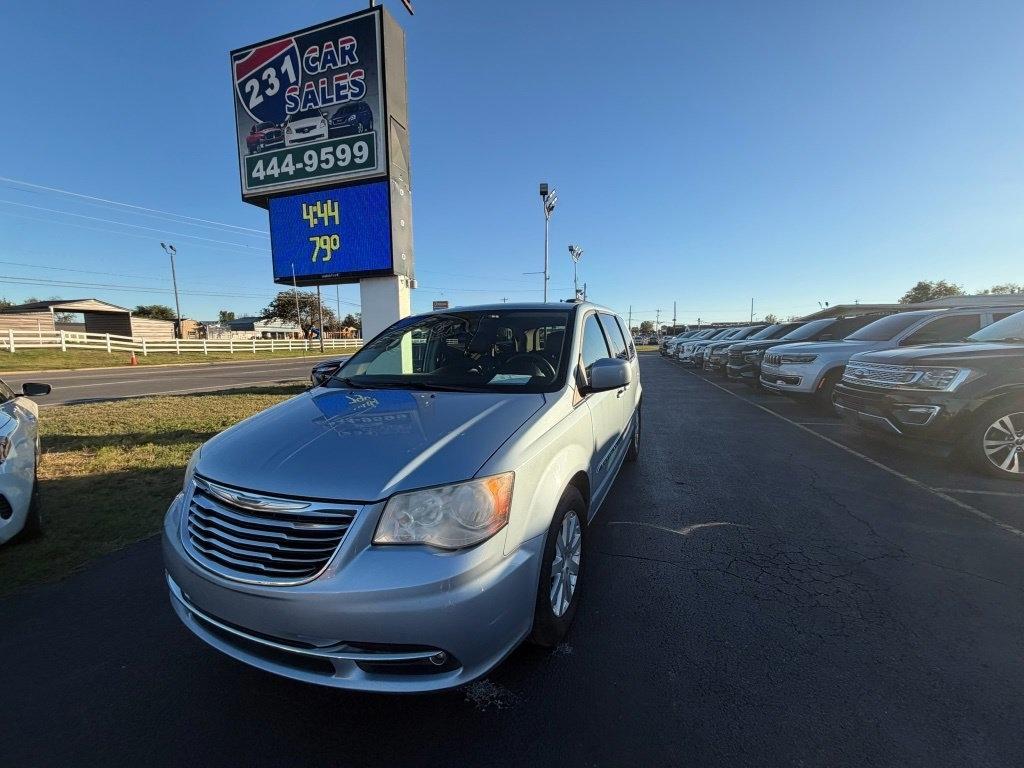 Chrysler Town & Country Touring 2013