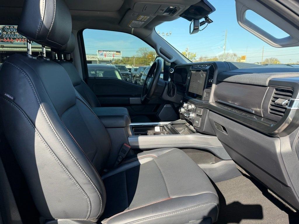 Ford F-250 SD Lariat Crew Cab 4WD 2024