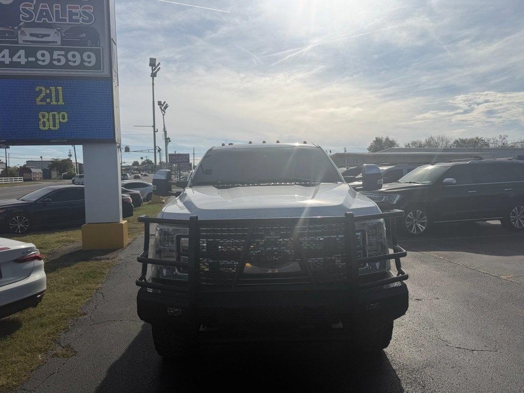 Ford F-350 SD Lariat Crew Cab Long Bed DRW 4WD 2018