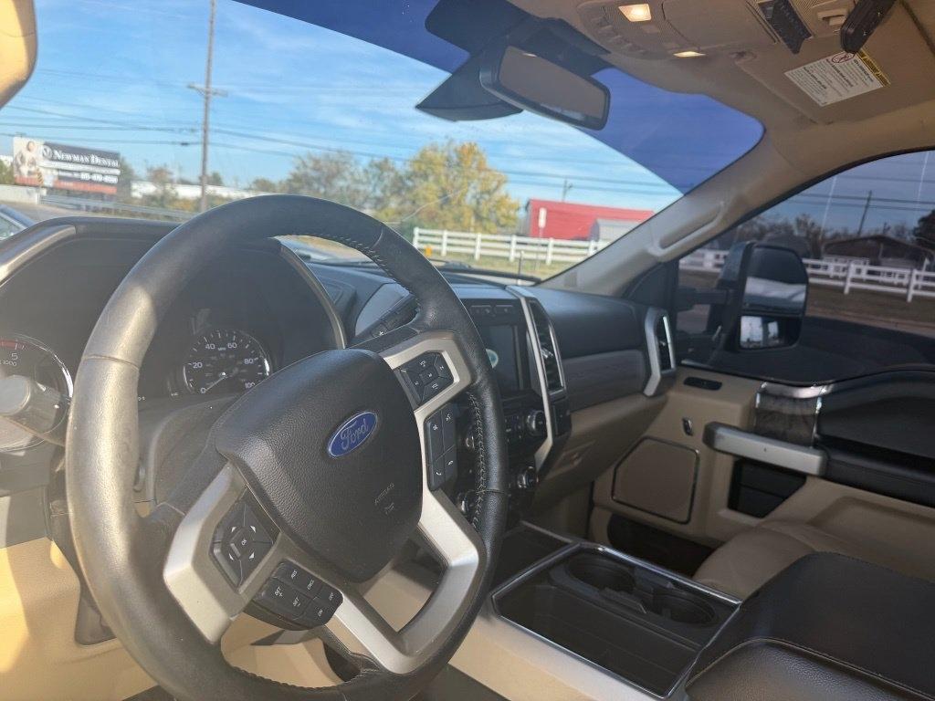 Ford F-350 SD Lariat Crew Cab Long Bed DRW 4WD 2018