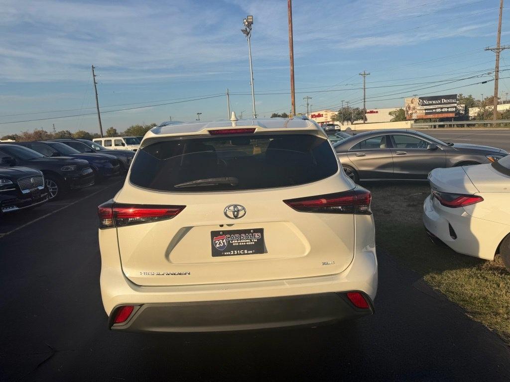 Toyota Highlander XLE FWD V6 2020