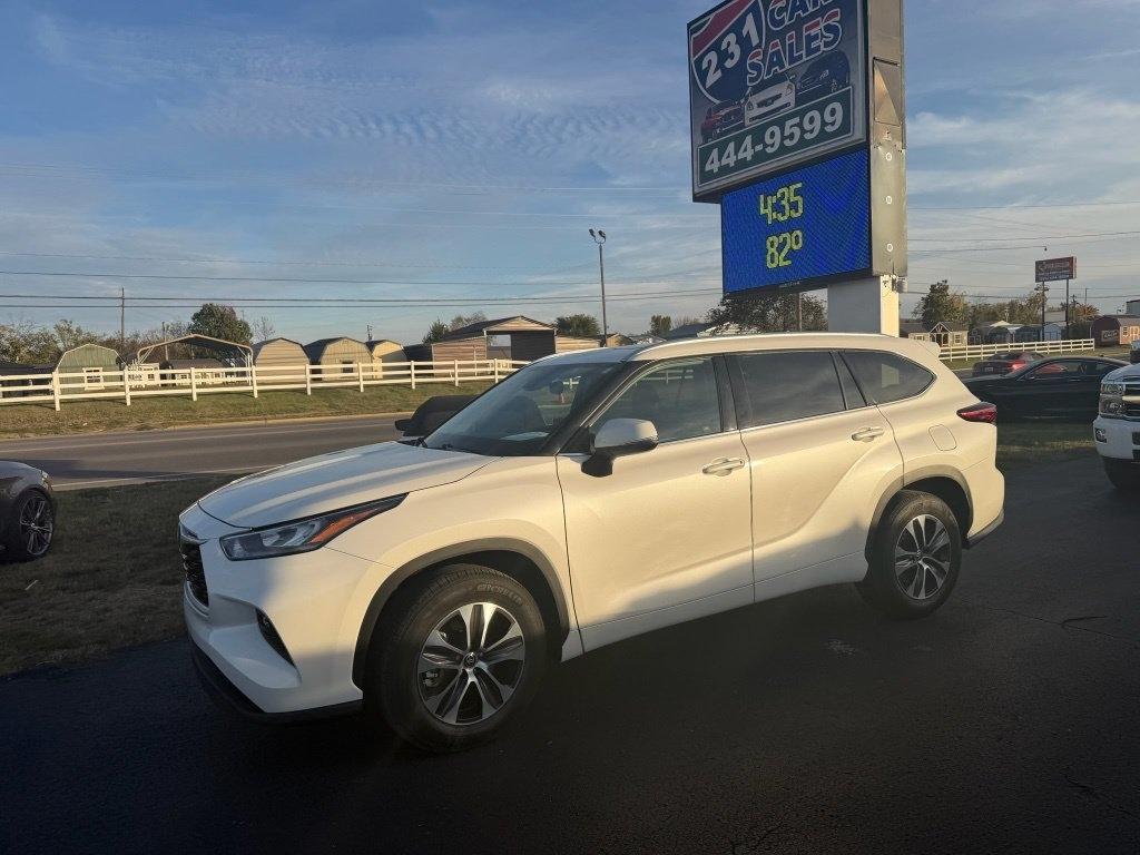 Toyota Highlander XLE FWD V6 2020