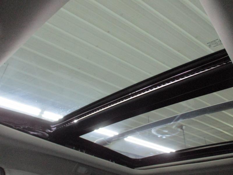 Nissan Pathfinder SL 2025