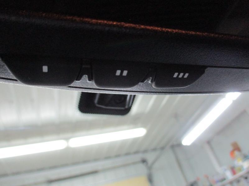 Nissan Pathfinder SL 2025