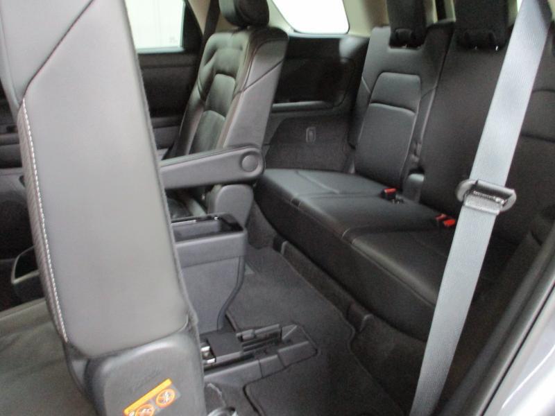 Nissan Pathfinder SL 2025