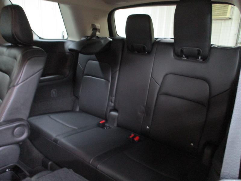 Nissan Pathfinder SL 2025