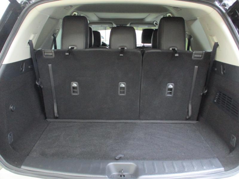 Nissan Pathfinder SL 2025