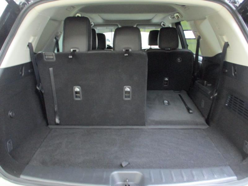 Nissan Pathfinder SL 2025