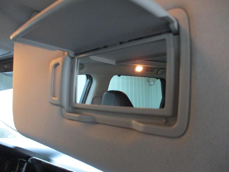 Nissan Pathfinder SL 2025