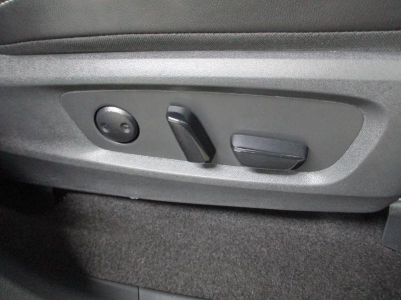 Nissan Pathfinder SL 2025